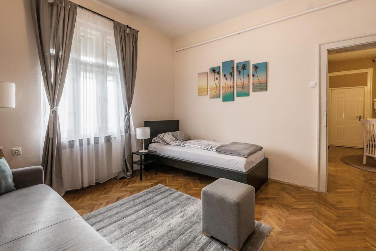 Neimar Apartment With Great Wi-Fi And Free Parking Belgrade Luaran gambar